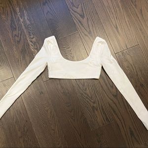 my mum made it staple long sleeve crop